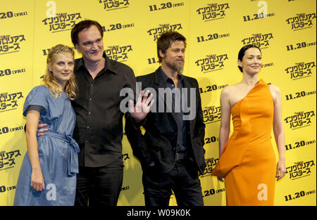 (L-R) French actress Julie Dreyfus, director Quentin Tarantino, actor Brad Pitt, French actress Melanie Laurent, attend a press conference for the film 'Inglourious Basterds' in Tokyo, Japan, on November 4, 2009.     UPI/STR Stock Photo