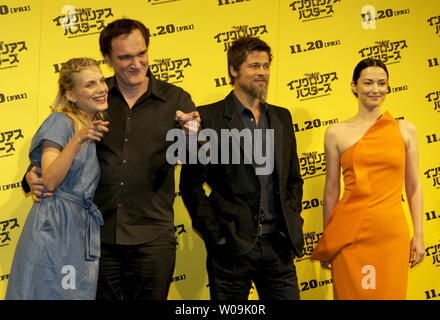 (L-R) French actress Julie Dreyfus, director Quentin Tarantino, actor Brad Pitt, French actress Melanie Laurent, attend a press conference for the film 'Inglourious Basterds' in Tokyo, Japan, on November 4, 2009.     UPI/STR Stock Photo