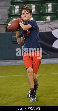 Brady with his son Jack yesterday : r/Patriots