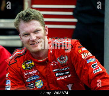 NASCAR race car driver Dale Earnhardt Jr. sits in pit road at the end of practice for the Sharpie 500 NASCAR race at Bristol Motor Speedway in Bristol, Tennessee on Aug. 25, 2006.    (UPI Photo/Nell Redmond) Stock Photo