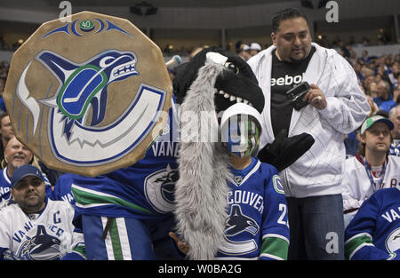 Topless 2011 Stanley Cup Playoffs Canucks Body Painted Fan…