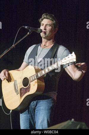 Australian singer Pete Murray performs to an intimate but enthusiastic crowd including many Australian expats at the Rio Theatre in Vancouver, British Columbia, June 29, 2014 as he kicks off a cross Canada tour to support his November 2013 self-titled EP release which was exclusive to Canada and includes many of his most well-known songs. Murray who has several albums which have reached number one on the Australian music charts will be playing select dates alongside renowned Canadian artists including JUNO Award winners Matthew Good, Chantal Kreviazuk and Serena Ryder.  UPI/Heinz Ruckemann Stock Photo