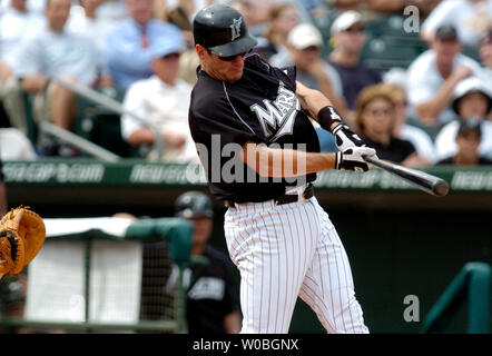 Marlins' Conine hits 17th homer, 08/04/2022