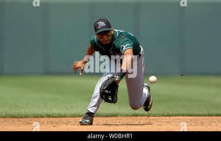 Julio Lugo of  the Tampa Bay Devil Rays fields a hard hit grounder in the eight inning against the Baltimore Orioles on May 1, 2005 in a game won by the Orioles 7-4 at Orioles Park at Camden Yards in Baltimore, MD. (UPI Photo/Mark Goldman) Stock Photo