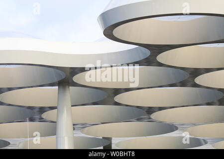 UTRECHT, NETHERLANDS - OCTOBER 20, 2018: futuristic Rooftop of shopping mall Hoog Catharijne Stock Photo