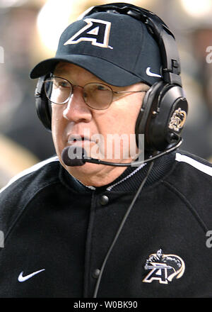 Army head coach Bobby Ross looks on as his team plays in the annual game  against Navy in the fourth quarter on December 3, 2005 at Lincoln Financial  Field in Philadelphia, Pa. The Naval Midshipmen defeated the Army Cadets  42-23. (UPI Photo/Mark ...