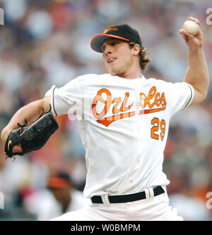 The Baltimore Orioles Adam Loewen (29) pitches in the first inning against Johnny Damon of the New York Yankees at Orioles Park at Camden Yards in Baltimore, MD on June 3, 2006.   The Yankees defeated the Orioles 6-5 in ten innings.  (UPI Photo/Mark Goldman) Stock Photo