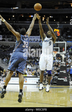 Washington Wizards point guard Gilbert Arenas (9) scores in the 2nd quarter against Charlotte Bobcats power forward Boris Diaw (32) at Verizon Center in Washington, D.C. on November 12,  2010.  UPI / Mark Goldman Stock Photo