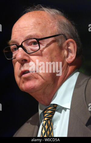Hans Blix, the former head weapons inspector in Iraq and currently of the Weapons of Mass Destruction Commission, speaks at a Carnegie Endowment for International Peace conference on International Non-Proliferation on June 21, 2004 in Washington.  Blix was highly critical of the Bush administration for their handling of the war in Iraq. (UPI Photo/Michael Kleinfeld) Stock Photo