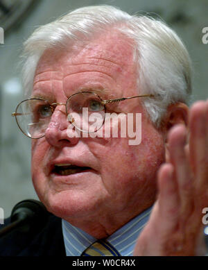 Senator Ted Kennedy (D-MA) asks questions to U.S. Supreme Court Chief Justice nominee Judge John Roberts during the third day of his confirmation hearing before the Senate Judiciary Committee on Capitol Hill in Washington on September 14, 2005. (UPI Photo/Kevin Dietsch) Stock Photo