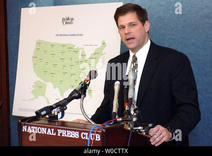 Director of the Engineering Institute Steve Batzer speaks on the new National Highway Traffic Safety Administration (NHTSA) new roof strength standards, in regards to roll over accidents, calling them inadequate and weak, in Washington on November, 21 2005. Rollover crashes constitute only three percent of total vehicle crashes, yet they are responsible for one-third of all crash fatalities. (UPI Photo/Kevin Dietsch) Stock Photo