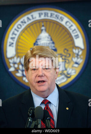 Chairman of the Task Force on Presidential Signing Statements and the Separation of Powers Doctrine Neal Sonnett speaks on the legality of Presidential signing statements, at a press conference in Washington on July 24, 2006. (UPI Photo/Kevin Dietsch) Stock Photo