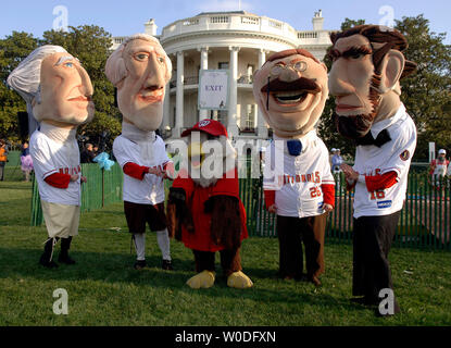 Screech Washington Nationals Mascot Editorial Photo - Image of washington,  game: 25984276