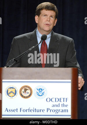 Deputy Attorney General Paul McNulty speaks to the Organized Crime and Drug Enforcement Task Force (OCDETF) and Asset Forfeiture Program National Leadership Conference on July 31, 2007. McNulty is leaving the Justice Department later this week.  (UPI Photo/Roger L. Wollenberg) Stock Photo