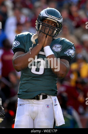 NFL: Six-time Pro Bowl quarterback Donovan McNabb to retire a Philadelphia  Eagle, NFL News