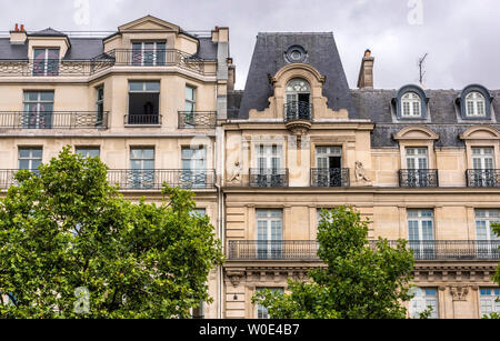 Champs Elysees Clemenceau Metro Station Paris France Stock Photo Alamy