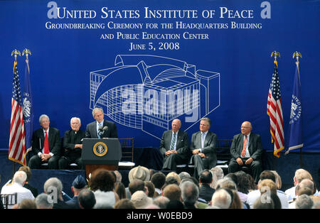 U.S. President George W. Bush delivers remarks during the ground breaking ceremony for the United States Institute of Peace in Washington on June 5, 2008. (UPI Photo/Kevin Dietsch) Stock Photo