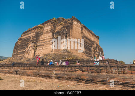 Mingon pagoda, ancient city of Mingon, Myanmar Stock Photo