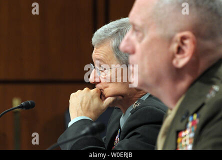 Gen. Bantz J. Craddock- commander, U.S. European Command, and supreme allied commander for Europe, NATO (L); and Gen. James N. Matis- commander, U.S. Joint Forces Command, and supreme allied commander for transformation, NATO testify before the Senate Armed Services Committee on the status of U.S. military commands on Capitol Hill in Washington on March 24, 2009.   (UPI Photo/Roger L. Wollenberg) Stock Photo