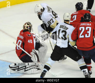 Washington Capitals goalie Simeon Varlamov blocks a shot from the ...