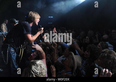 Jack Ingram performs during a concert on the eve of the Country Music Television (CMT) Music Awards in Nashville, Tennessee, on June 15, 2009.    (UPI Photo/Roger L. Wollenberg) Stock Photo