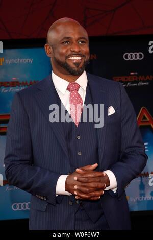 Hollywood, CA. 26th June, 2019. Wayne Brady at arrivals for SPIDER-MAN FAR FROM HOME Premiere, TCL Chinese Theatre, Hollywood, CA June 26, 2019. Credit: Priscilla Grant/Everett Collection/Alamy Live News Stock Photo