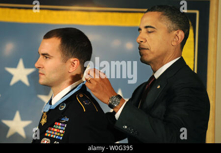 Obama awards Medal of Honor, highest US military decoration, to Afghanistan  hero