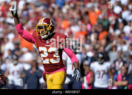 Philadelphia Eagles wide receiver Jeremy Maclin (18) during the second half  of their game against the Washington Redskins at FedEx Field in Landover,  MD, Sunday, October 16, 2011. Harry E. Walker/MCT/Sipa USA