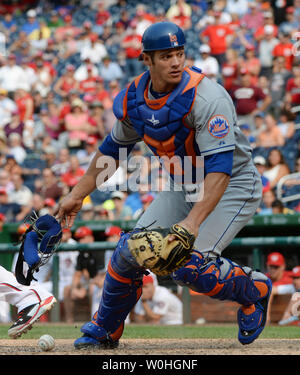 File:Anthony Recker on March 15, 2012.jpg - Wikipedia