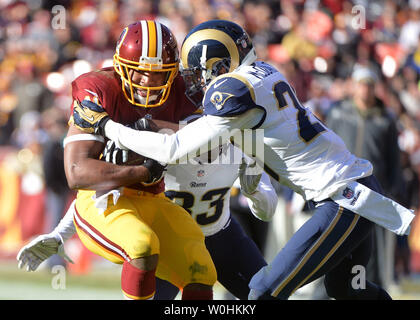 Philadelphia Eagles wide receiver Jeremy Maclin (18) during the second half  of their game against the Washington Redskins at FedEx Field in Landover,  MD, Sunday, October 16, 2011. Harry E. Walker/MCT/Sipa USA