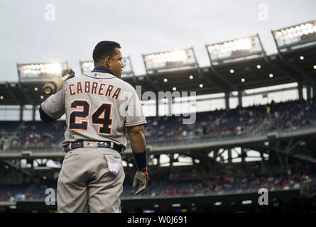 Miguel cabrera bat hi-res stock photography and images - Alamy
