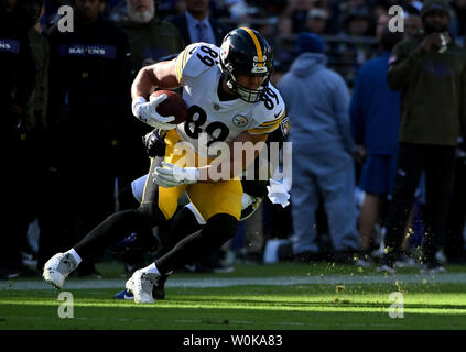 Photo: Steelers Kevin Rader Three Yard Touchdown Against Seahawks -  PIT2019091516 