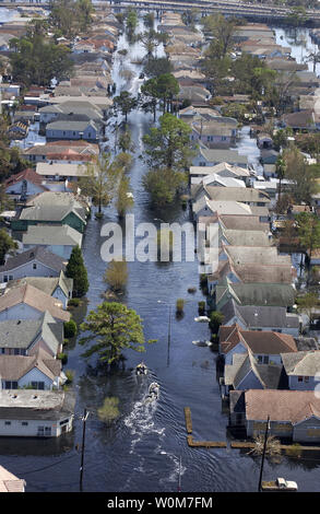 Rescue crews search A New Orleans, LA neighborhood for survivors after flooding caused by Huricanne Katrina, Sept. 7, 2005.  (UPI Photo/ Mike Buytas/USAF) Stock Photo