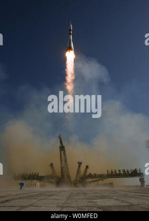 The Soyuz TMA-16 launches from the Baikonur Cosmodrome in Kazakhstan on Wednesday, September 30, 2009 carrying Expedition 21 Flight Engineer Jeffrey N. Williams, Flight Engineer Maxim Suraev and Spaceflight Participant Guy Laliberté to the International Space Station.  UPI/Bill Ingalls/NASA Stock Photo