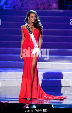 Miss Alabama USA Madeline Mitchell 2011 Miss USA Pageant contestants