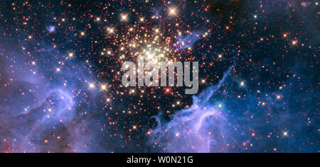 Star cluster and nebula NGC 3603 Stock Photo - Alamy