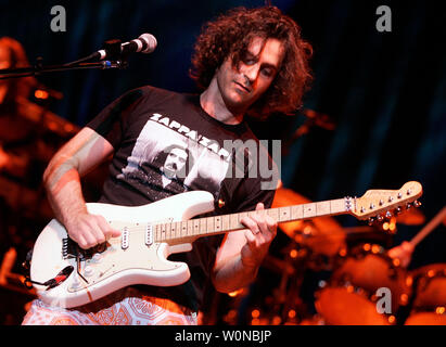 Dweezil Zappa son of legendary musician Frank Zappa performs in concert at the Mizner Park Amphitheatre in Boca Raton Florida on December 10, 2006.  (UPI Photo/Michael Bush) Stock Photo