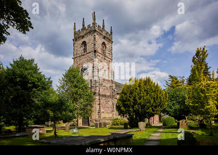 Prestbury is a village and civil parish in Cheshire, England. About 1.5 miles north of Macclesfield, St Peters Church Stock Photo