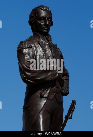 AJAXNETPHOTO. 3RD JUNE, 2019. SOUTHSEA, ENGLAND. - TRAFALGAR HERO - BRONZE STATUE OF BATTLE OF TRAFALGAR COMMANDER ADMIRAL HORATIO NELSON NEAR GRAND PARADE, OLD PORTSMOUTH. STATUE WAS CENTRE OF A DISPUTE BETWEEN PORTSMOUTH COUNCIL AND PROTESTORS AGAINST MOVING IT FROM ITS ORIGINAL LOCATION NEAR SOUTHSEA COMMON CLOSER TO THE SEA. PHOTO:JONATHAN EASTLAND/AJAX REF:GX8 190306 370 Stock Photo