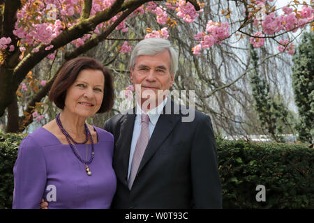 Michael Otto mit Ehefrau Christl Otto beim Blankeneser Neujahrsempfang ...