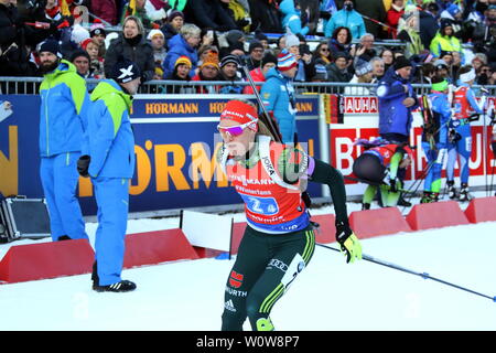 Denise Herrmann (WSC Erzgebirge Oberwiesenthal) beim  IBU Biathlon Staffelrennen der Frauen Weltcup in Ruhpolding 2019 Stock Photo