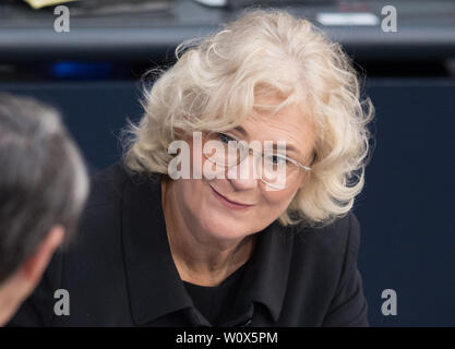 Berlin, Deutschland. 27th June, 2019. Christine LAMBRECHT (SPD), new Federal Minister of Justice and Consumer Protection. 107th plenary session in the German Bundestag in Berlin, Germany on 27.06.2019. | Usage worldwide Credit: dpa/Alamy Live News Stock Photo