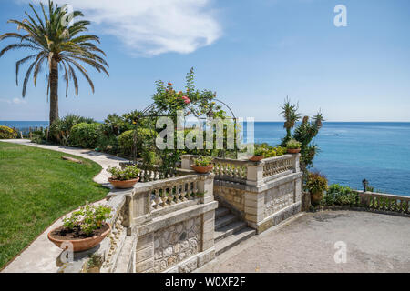 France, Alpes Maritimes, Menton, jardin Maria Serena (Maria Serena Garden) (obligatory mention of the garden name and editorial only, no postcards and Stock Photo