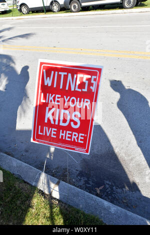 HOMESTEAD, FLORIDA - JUNE 27: Atmosphere of facility holding migrant children in front of a detention center. The controversial for-profit detention center holds around 2,300 children from the ages of 13 to 17, who have been placed in the care of the Department of Health and Human Services after being detained at the border on June 27, 2019.on June 26, 2019 in Homestead Florida   People:  Atmosphere Stock Photo