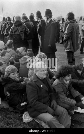 Bruce Kent, Greenham Common womens peace camp. Kent is a British political activist and a former Roman Catholic priest. Active in the Campaign for Nuclear Disarmament CND. 1980s 1983 UK HOMER SYKES Stock Photo