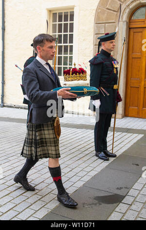 The Duke of Hamilton carries the Crown of Scotland into the Scottish ...