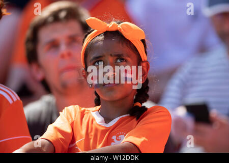 Valenciennes, France. 29th June, 2019. Supporters (Holland) during the FIFA Women's World Cup France 2019 Quarter-final match between Italy 0-2 Netherlands at Hainaut Stadium in Valenciennes, France, June29, 2019. Credit: Maurizio Borsari/AFLO/Alamy Live News Stock Photo