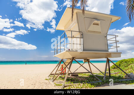 Beach lifeguard house on Hawaii beach summer vacation destination. Stock Photo