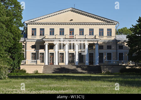 Yusupov palace on Fontanka, now the main academic building of Emperor Alexander I St. Petersburg State Transport University, St. Petersburg, Russia Stock Photo