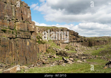 View within the disused Crowden Great Quarry or Loftend Quarry, Derbyshire, England, UK Stock Photo